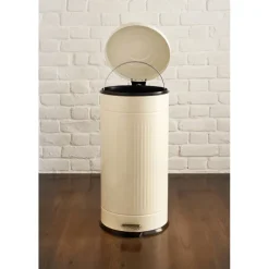 Poubelle a pedale 30 l nervure